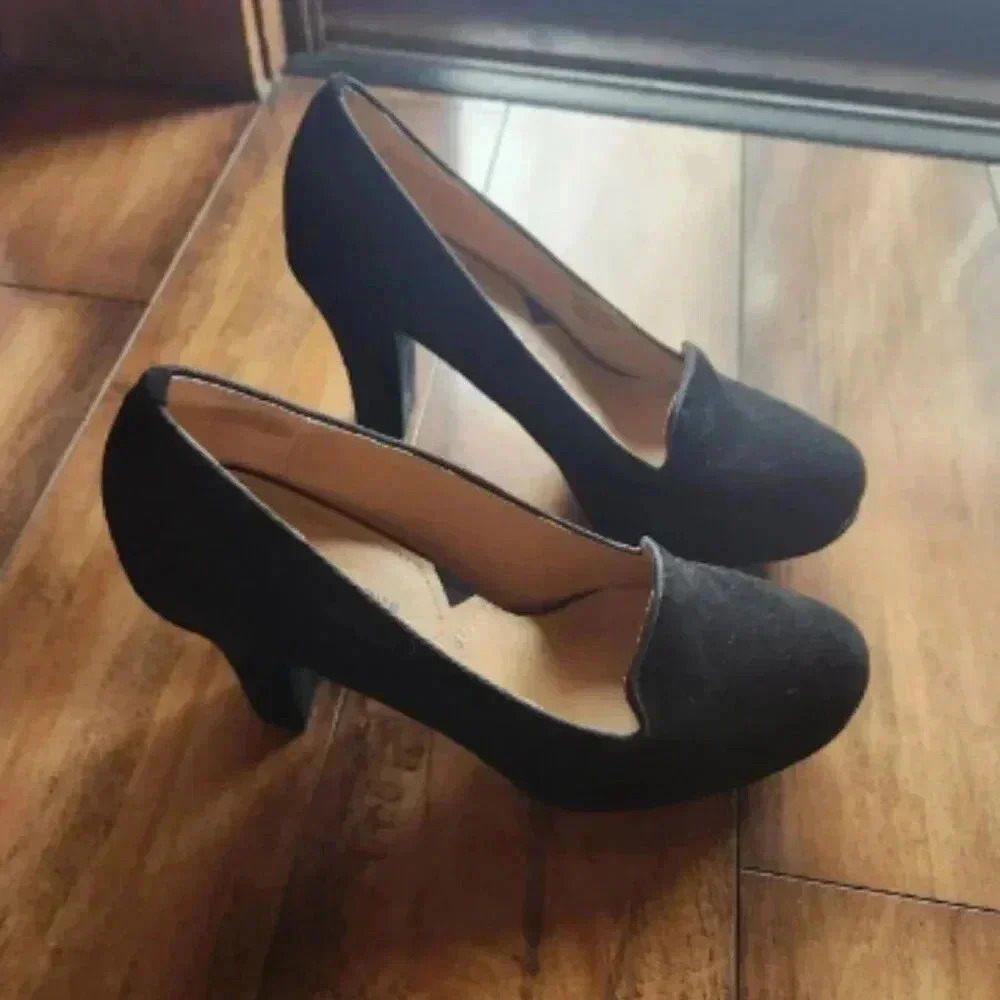 Adrienne Vittadini Black Suede Pumps High Heels Women US 7 M